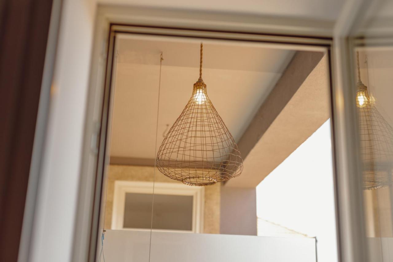 Downtown Modern Studio With Terrace By Vacationy Porto Buitenkant foto