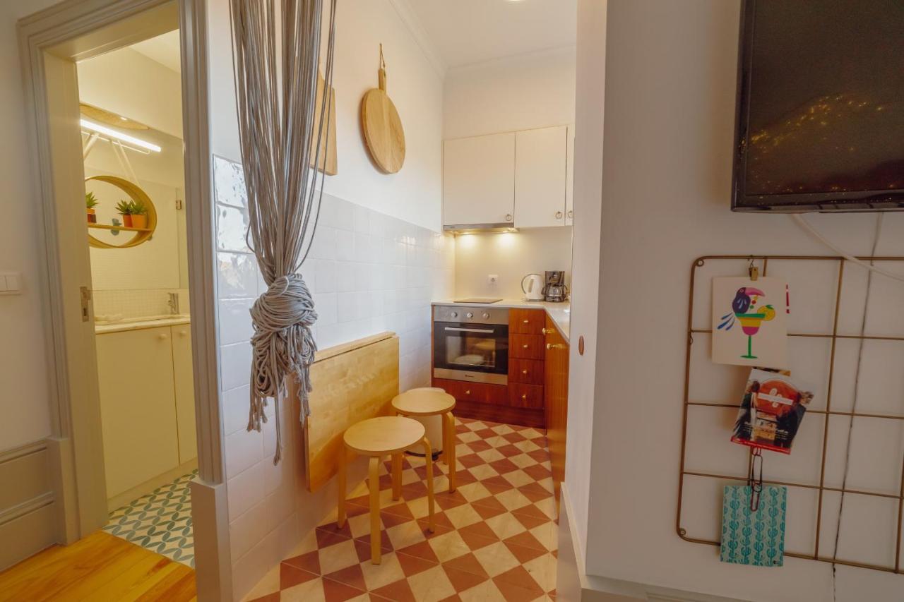 Downtown Modern Studio With Terrace By Vacationy Porto Buitenkant foto