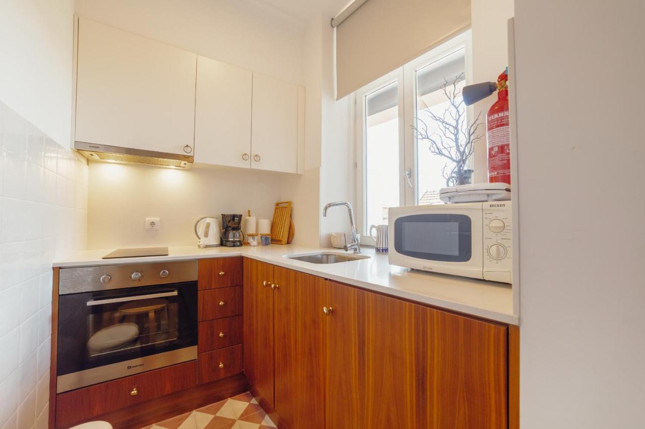 Downtown Modern Studio With Terrace By Vacationy Porto Buitenkant foto